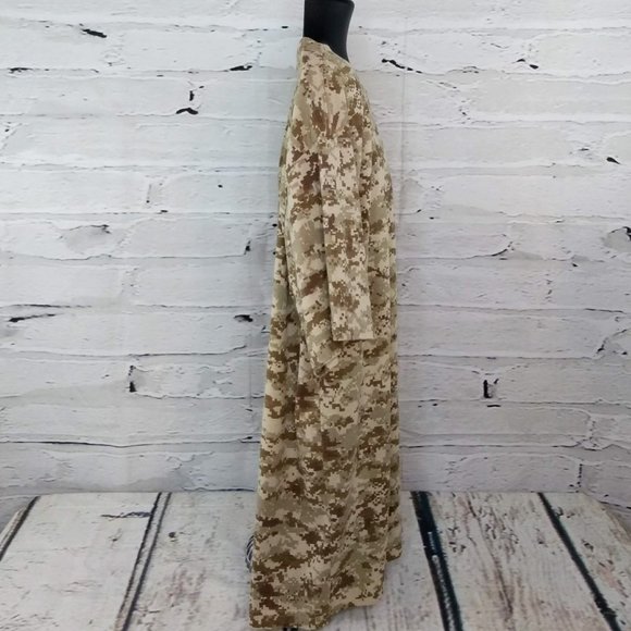 Code V Digi Camo Red Eyes Dock Bar T-Shirt - Picture 3 of 6